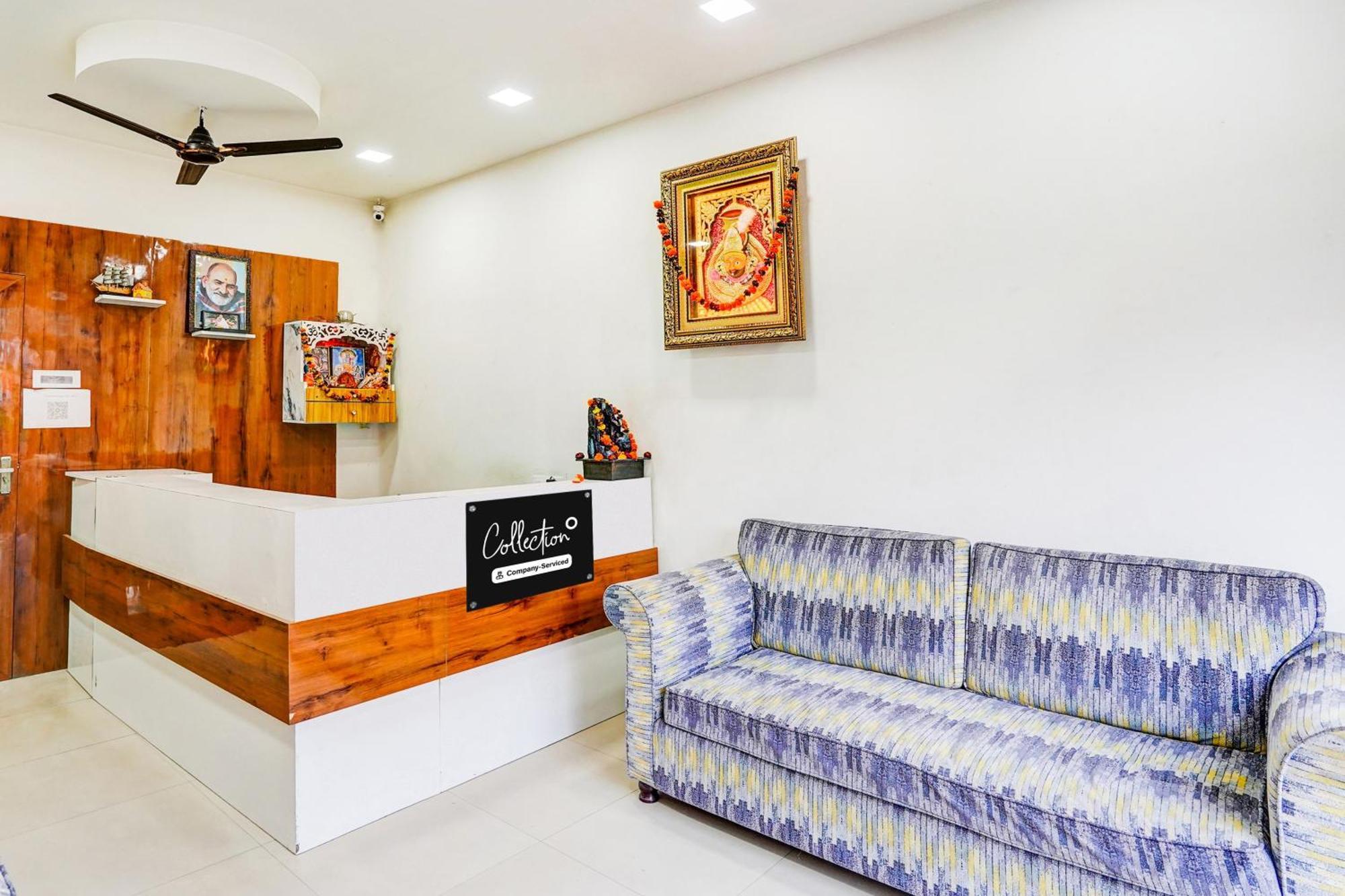 Super Collection O Sector 104 Noida Hotel Bagian luar foto
